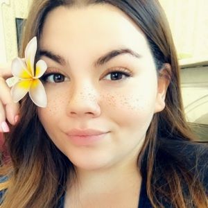 Meet your Posher, Karina